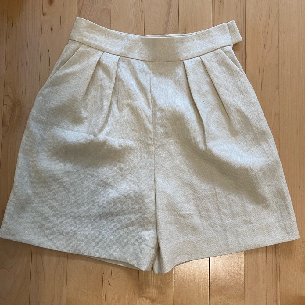 Theory Cream High-Waist Tailored Shorts